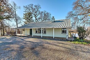 Stunning Nicolaus Getaway on Feather River!