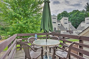 Unique Thornton Townhome: Swim, Ski, & Hike!