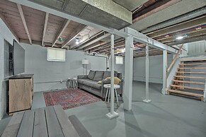 Benton Harbor 'gracie Cottage' w/ Hot Tub + Yard!