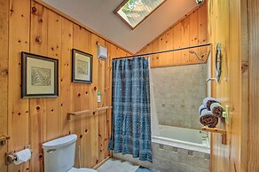 'elk Hideaway:' Ashford Cottage w/ Hot Tub!
