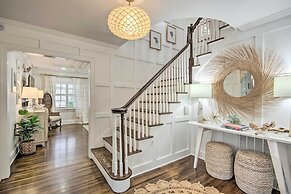 Stunning Charlotte Home: Private Pool!