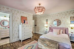 Stunning Charlotte Home: Private Pool!