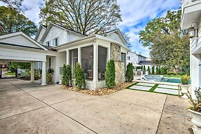 Stunning Charlotte Home: Private Pool!