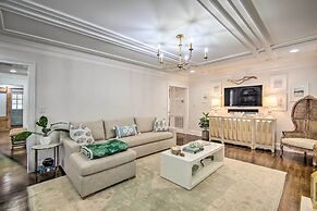 Stunning Charlotte Home: Private Pool!