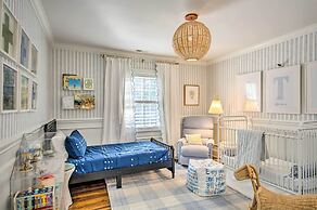 Stunning Charlotte Home: Private Pool!