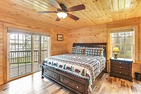 Waterfront Davis Pond Cabin w/ Dock + Kayaks!