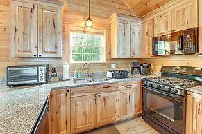 Waterfront Davis Pond Cabin w/ Dock + Kayaks!