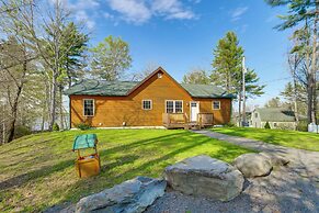 Waterfront Davis Pond Cabin w/ Dock + Kayaks!
