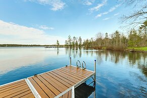 Waterfront Davis Pond Cabin w/ Dock + Kayaks!