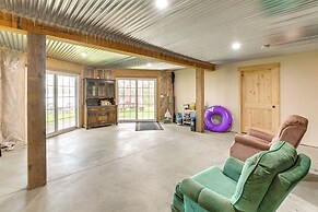 Waterfront Davis Pond Cabin w/ Dock + Kayaks!