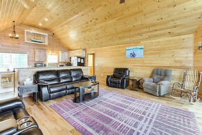 Waterfront Davis Pond Cabin w/ Dock + Kayaks!