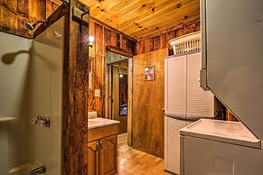 Tellico Plains Cabin - 25 Acres, Backyard Creek!