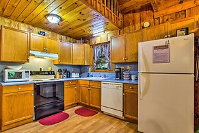 Tellico Plains Cabin - 25 Acres, Backyard Creek!
