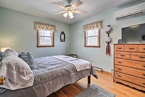 Waterfront Lakeview Cottage w/ Dock & Lift!