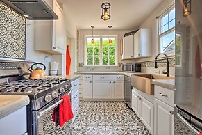 The Old Mccullough Home w/ Rooftop Deck, View