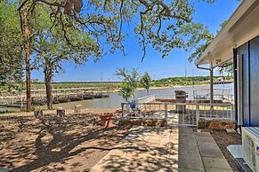 Private Dock - Waterfront Lake Brownwood Gem!
