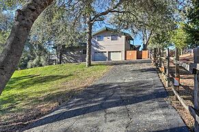 Yosemite Home w/ Deck < 4 Mi to Bass Lake!