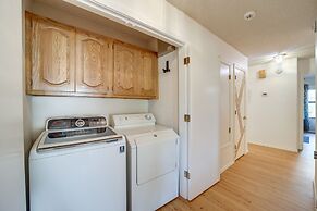 Family-friendly Broken Arrow Retreat w/ Yard!