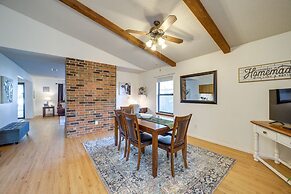Family-friendly Broken Arrow Retreat w/ Yard!