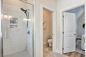 Luxe Lakefront Getaway w/ Porch + Water View!