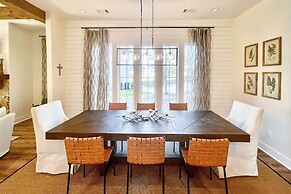 Luxe Lakefront Getaway w/ Porch + Water View!