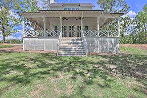 Luxe Lakefront Getaway w/ Porch + Water View!