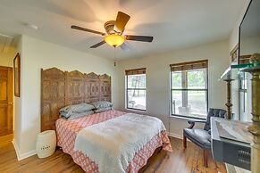 Dog-friendly Wills Point Home w/ Grill on 10 Acres