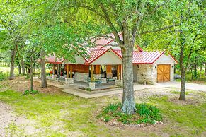 Dog-friendly Wills Point Home w/ Grill on 10 Acres