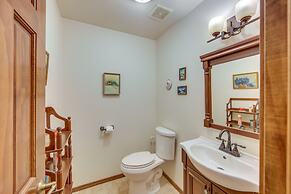 Dog-friendly Wills Point Home w/ Grill on 10 Acres