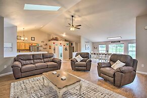 The Farmhouse at Grand Valley Getaway w/ Alpacas!