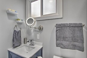 Unique Container Studio w/ Deck & Fire Pit!