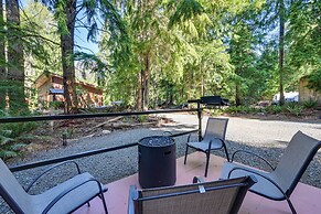 Unique Container Studio w/ Deck & Fire Pit!