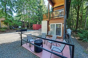 Unique Container Studio w/ Deck & Fire Pit!