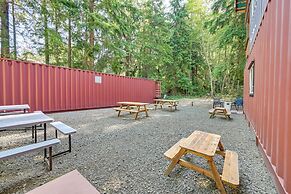 Unique Container Studio w/ Deck & Fire Pit!