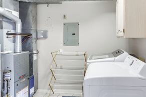 Family-friendly Port Clinton Home w/ Private Deck