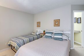 Family-friendly Port Clinton Home w/ Private Deck