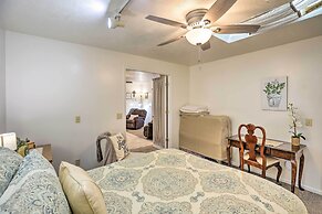 Akron Apartment w/ Balcony - Hunting Nearby!