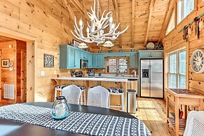 Deck & Game Room: Blue Ridge Mountain Cabin!