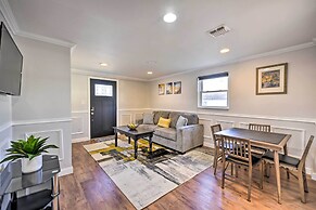 Bay Shore Vacation Rental ~ 7 Mi to the Beach