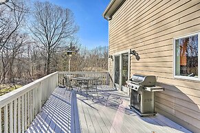 Heated Pool, 6 Acres: Beacon Area Vacation Rental