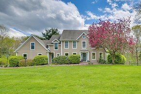 Heated Pool, 6 Acres: Beacon Area Vacation Rental