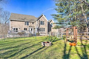 Heated Pool, 6 Acres: Beacon Area Vacation Rental