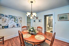 Charming Beaufort Getaway: Walk to the Waterfront!