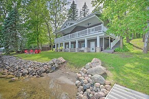 Coldwater Family Retreat w/ Boat Dock & Grill!