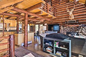 Classic Colorado Log Home w/ Mountain Views!