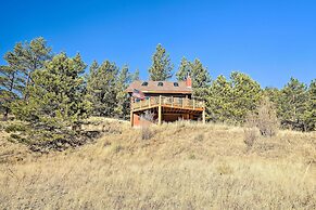 Classic Colorado Log Home w/ Mountain Views!
