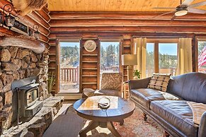 Classic Colorado Log Home w/ Mountain Views!