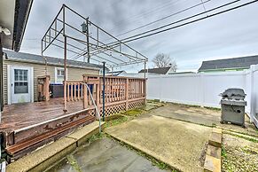 Coastal Brigantine Cottage: Walk to Beaches
