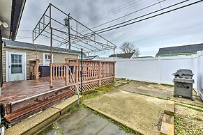 Coastal Brigantine Cottage: Walk to Beaches