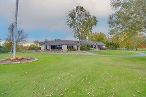 Cozy Birchwood Condo on Tagalong Golf Course!